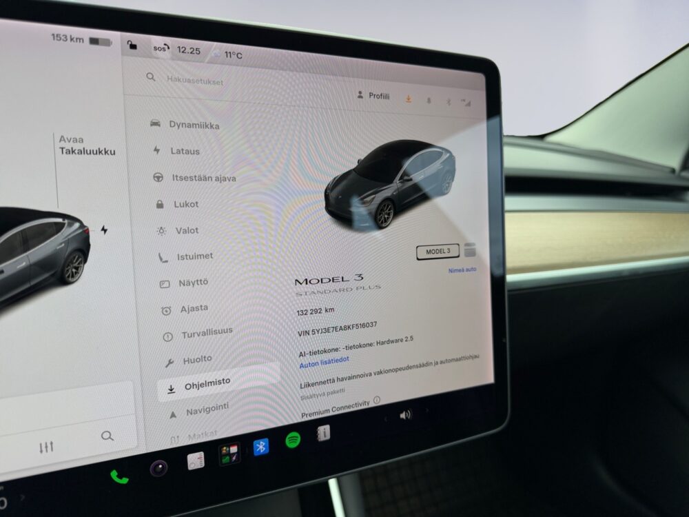 auto-Tesla-Model-3-LPU787-202610211141-11 auto-Tesla-Model-3-LPU787-202610211141-11