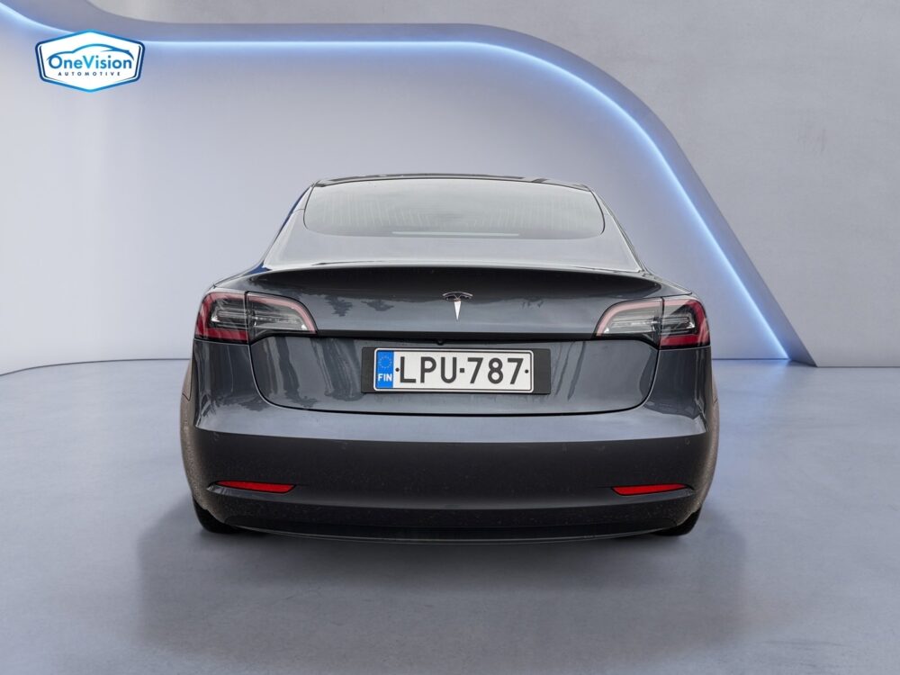 auto-Tesla-Model-3-LPU787-202610211141-3 auto-Tesla-Model-3-LPU787-202610211141-3