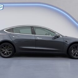 auto-Tesla-Model-3-LPU787-202610211141-5