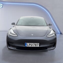auto-Tesla-Model-3-LPU787-202610211141-7