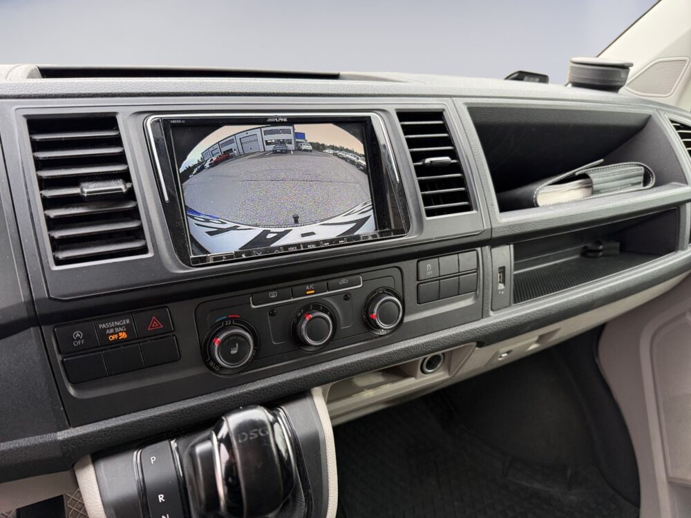 auto-Volkswagen-Transporter-BXA724-202610021048-10 auto-Volkswagen-Transporter-BXA724-202610021048-10