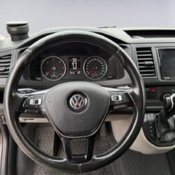 auto-Volkswagen-Transporter-BXA724-202610021048-9